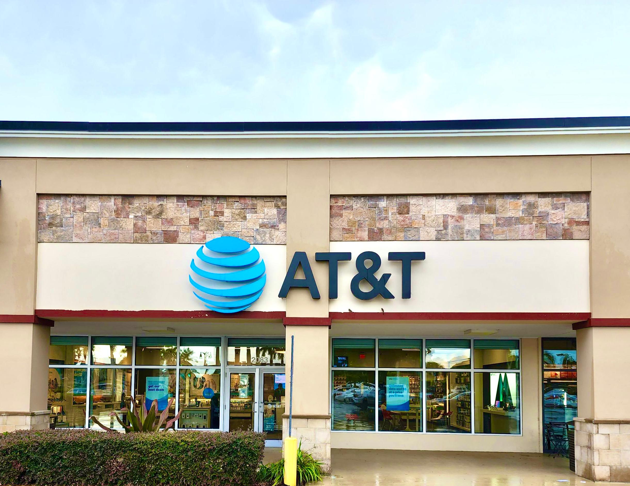 AT&T Naples Plaza | Cell Phones, Wireless Plans & Accessories | 2083 ...