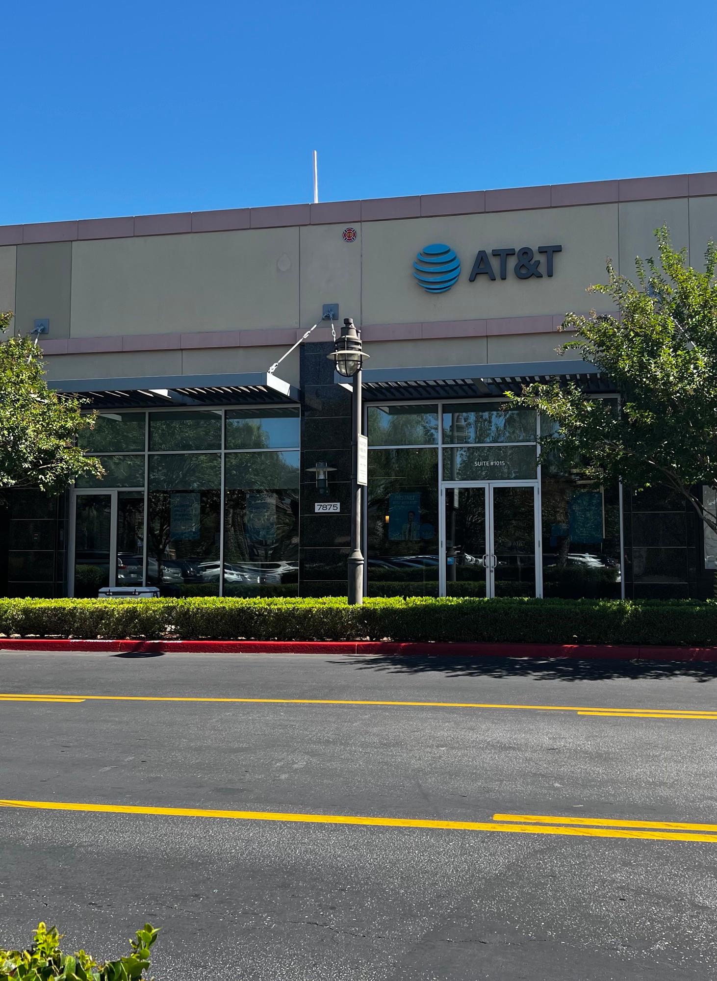 AT&T Victoria Gardens | Cell Phones, Wireless Plans & Accessories ...