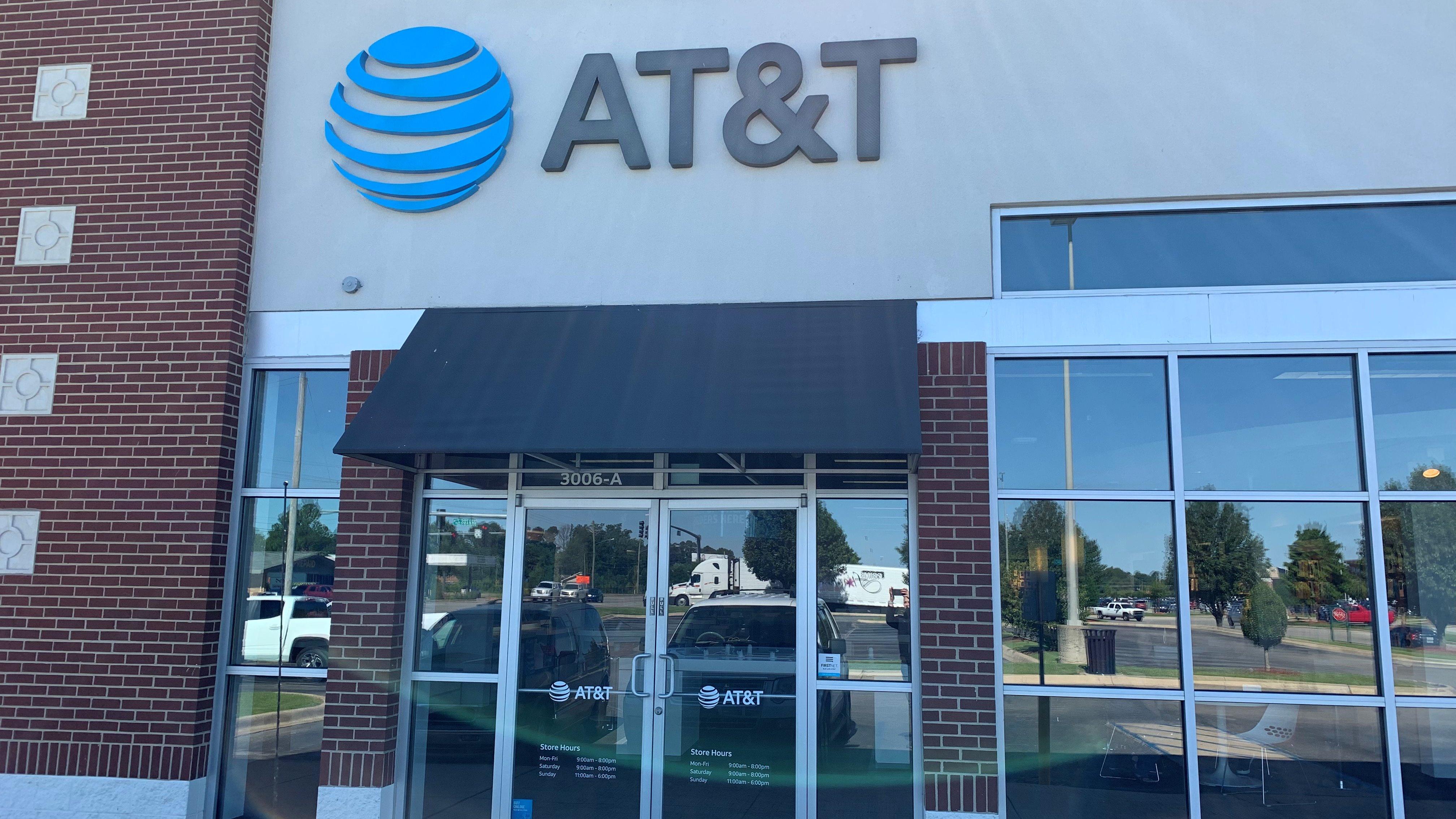 AT&T Mall at Turtle Creek Cell Phones, Wireless Plans & Accessories 3006 E Highland