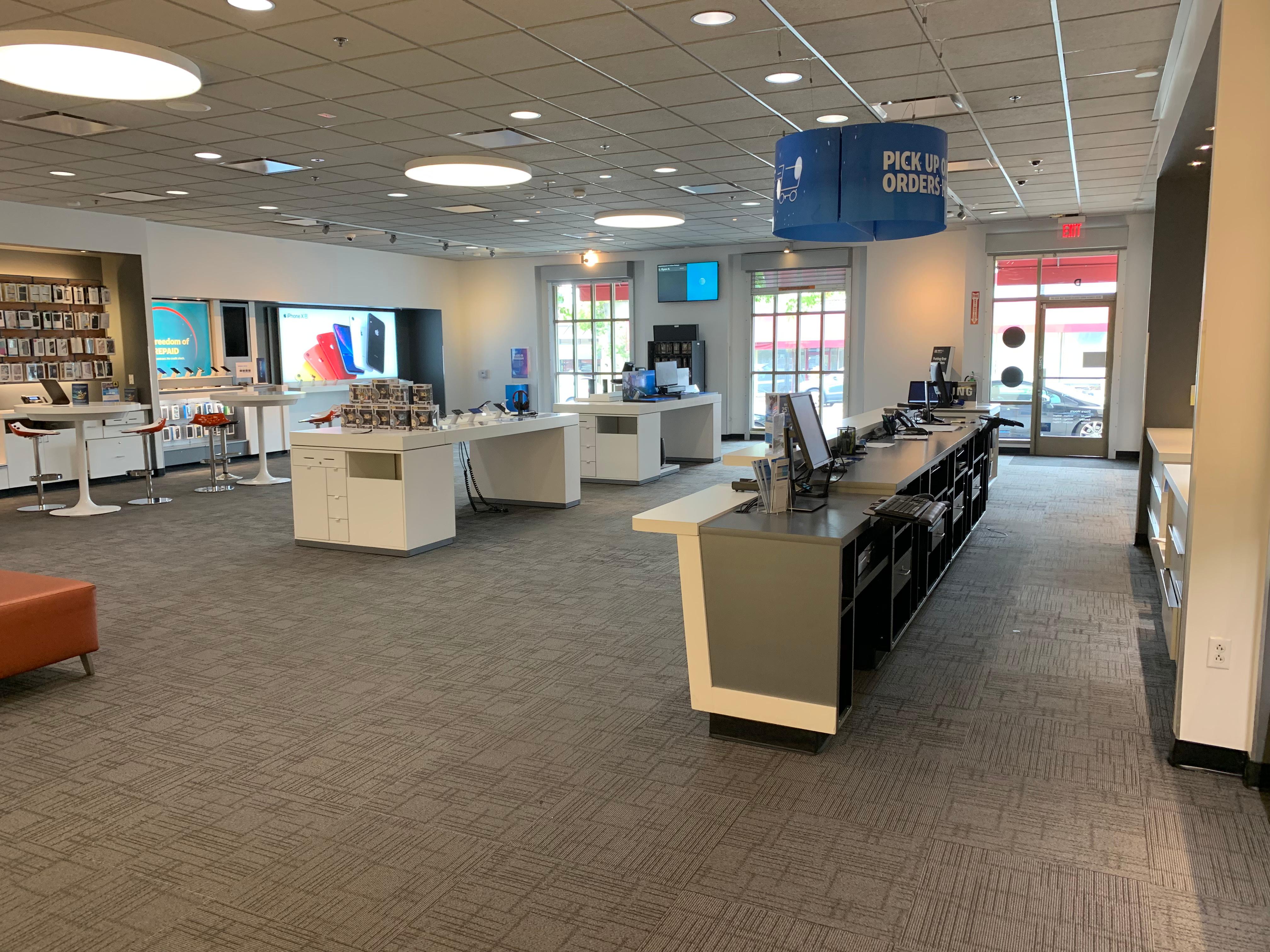AT&T La Canada | Cell Phones, Wireless Plans & Accessories | 895 ...