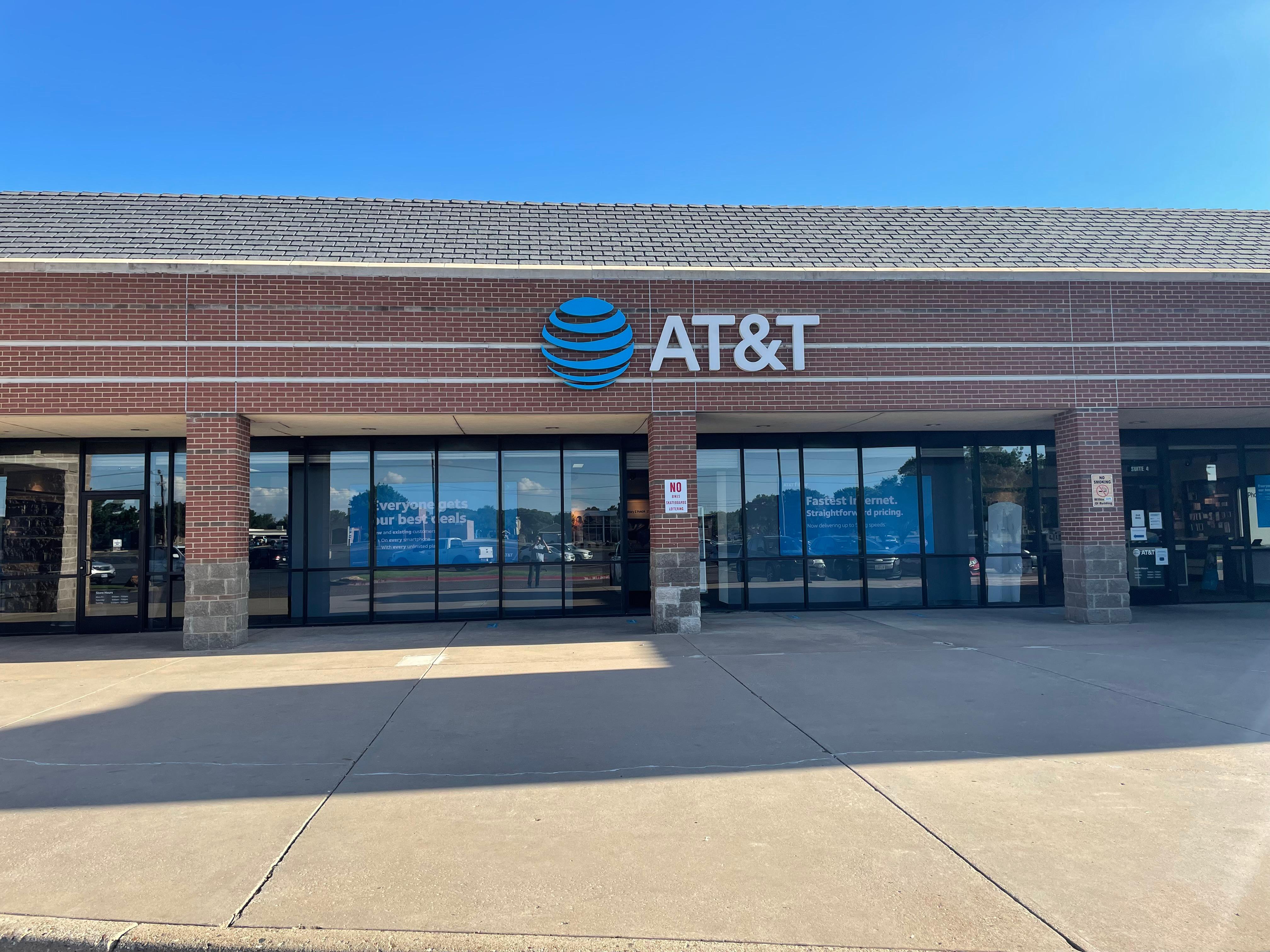 AT&T Lubbock Cell Phones, Wireless Plans & Accessories 5109 82nd St