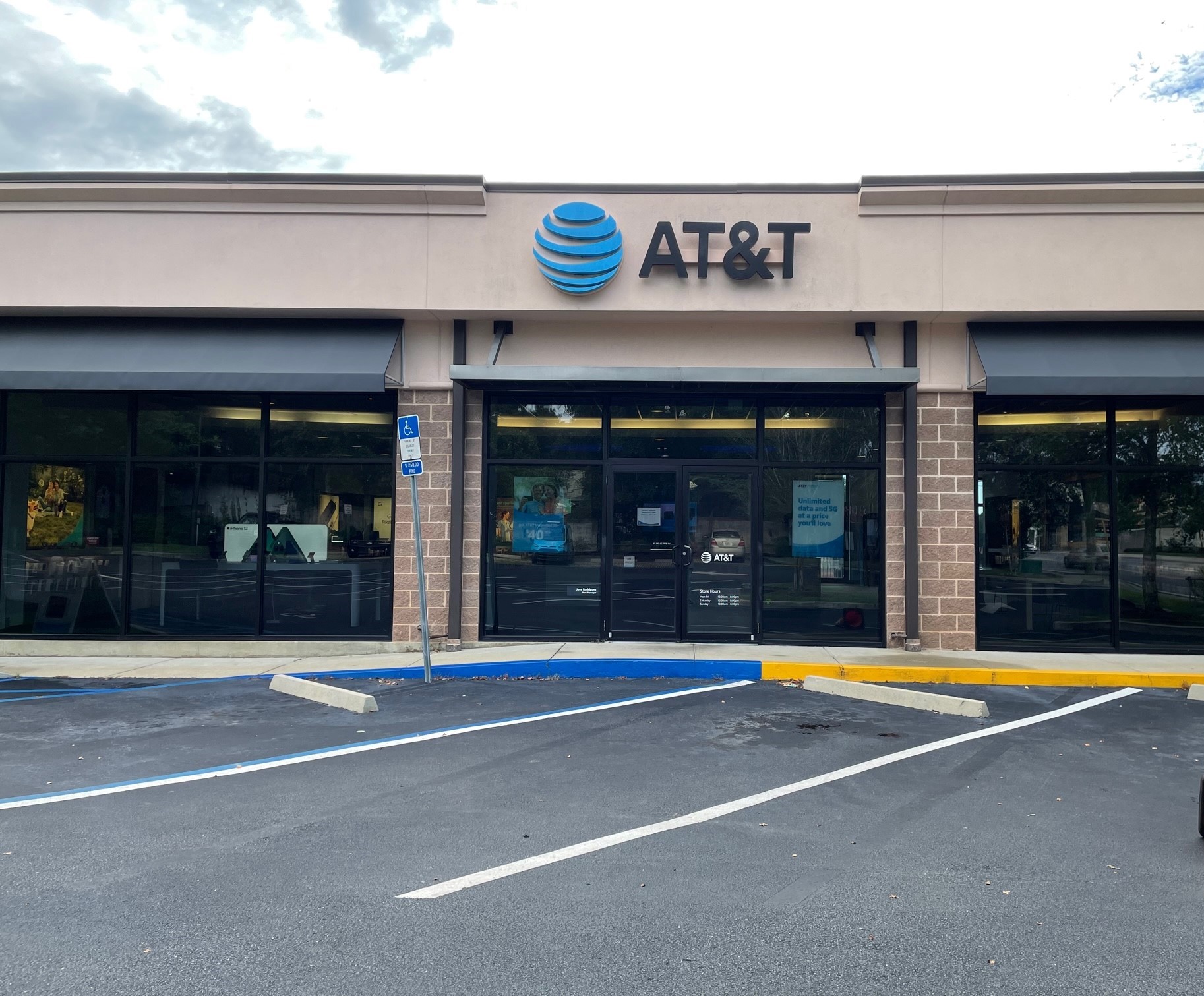 AT&T Park & Magnolia Cell Phones, Wireless Plans & Accessories 100