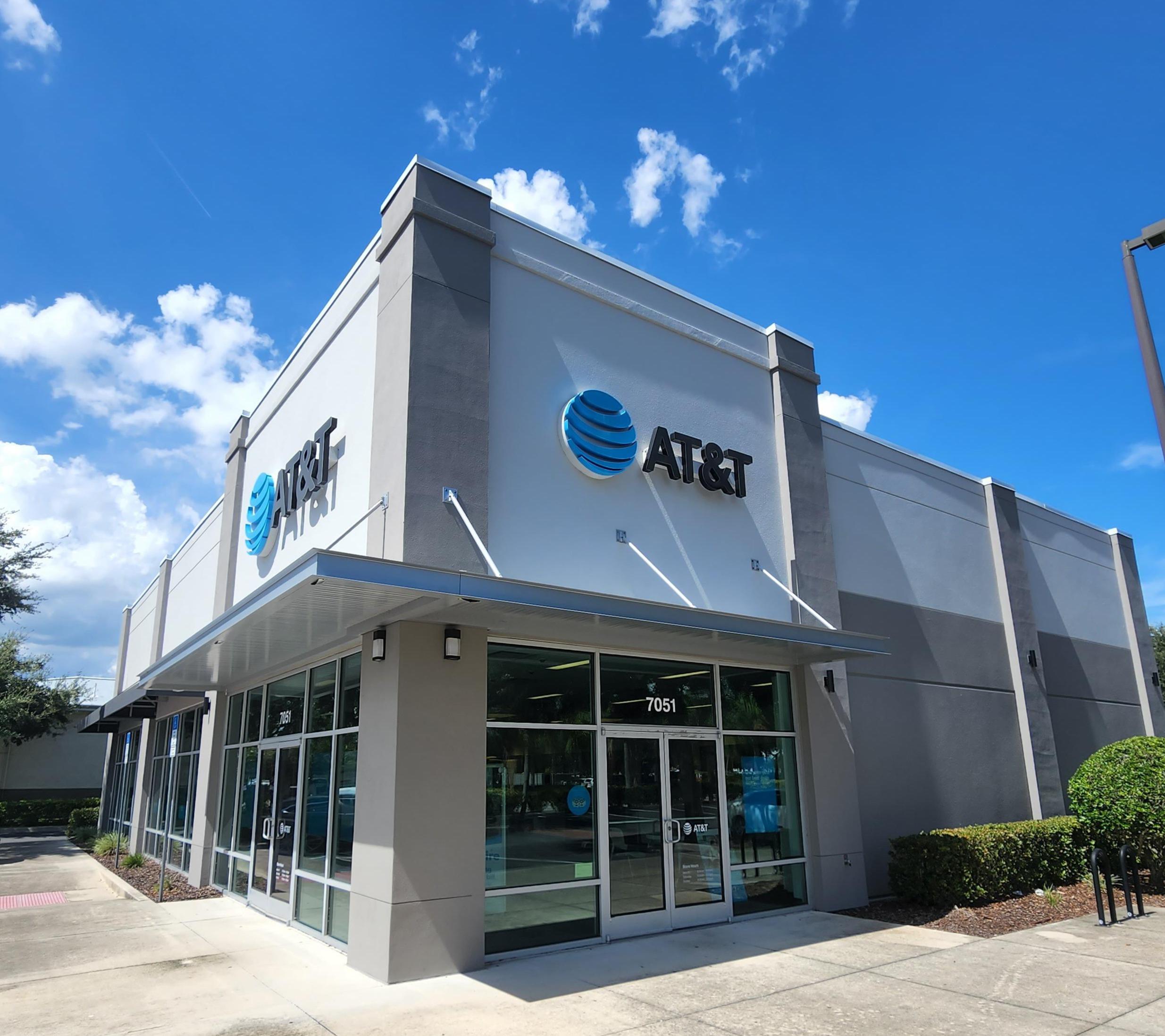 AT&T Lee Vista | Cell Phones, Wireless Plans & Accessories | 7051 ...