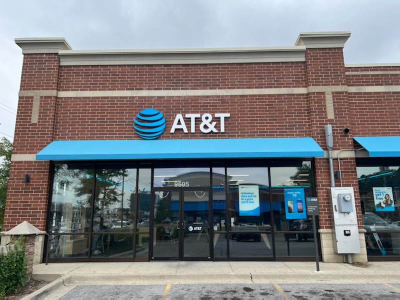 AT&T 95th & Western | Cell Phones, Wireless Plans & Accessories | 9505 ...