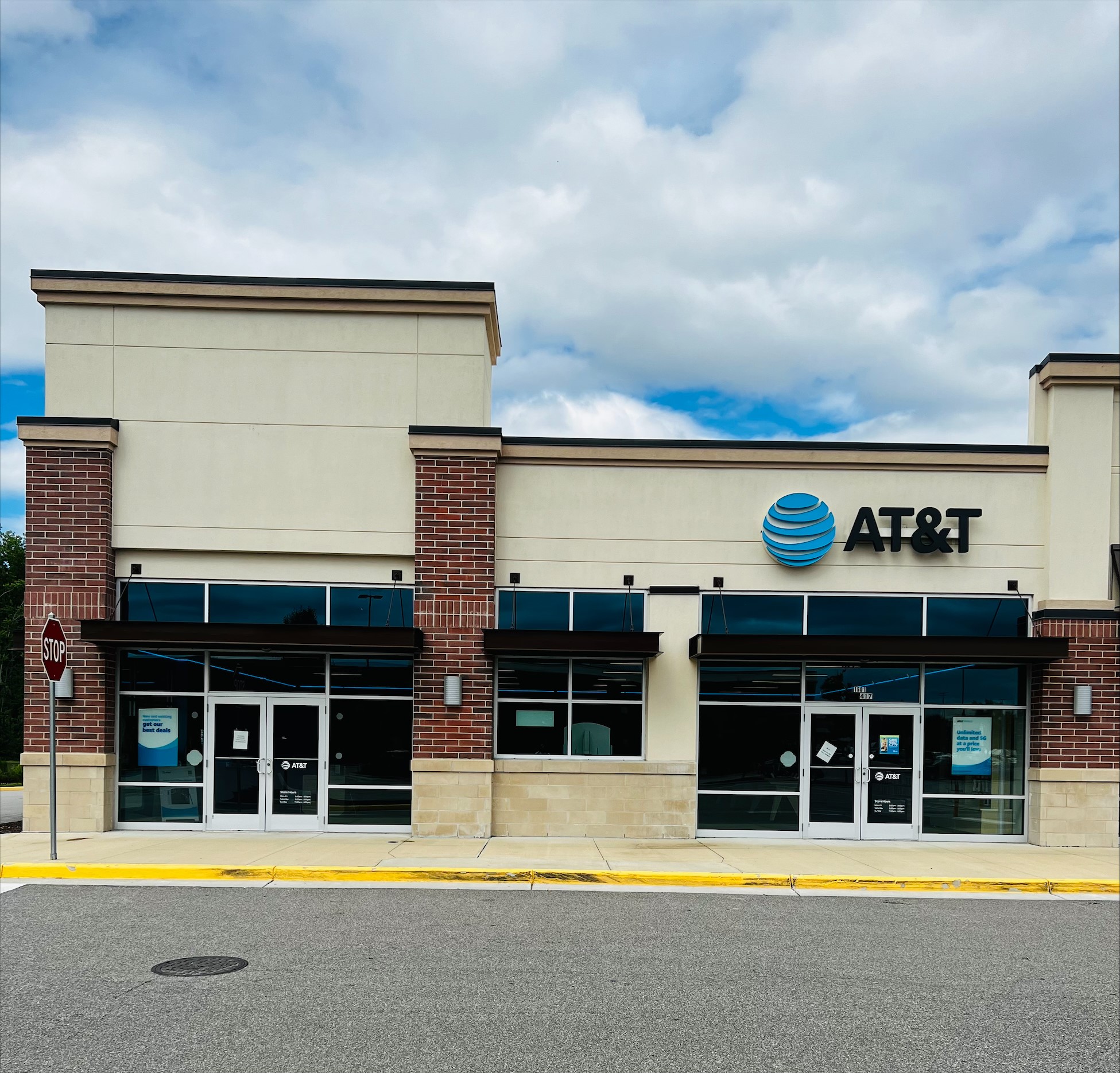 AT&T Greenbrier Square | Cell Phones, Wireless Plans & Accessories ...