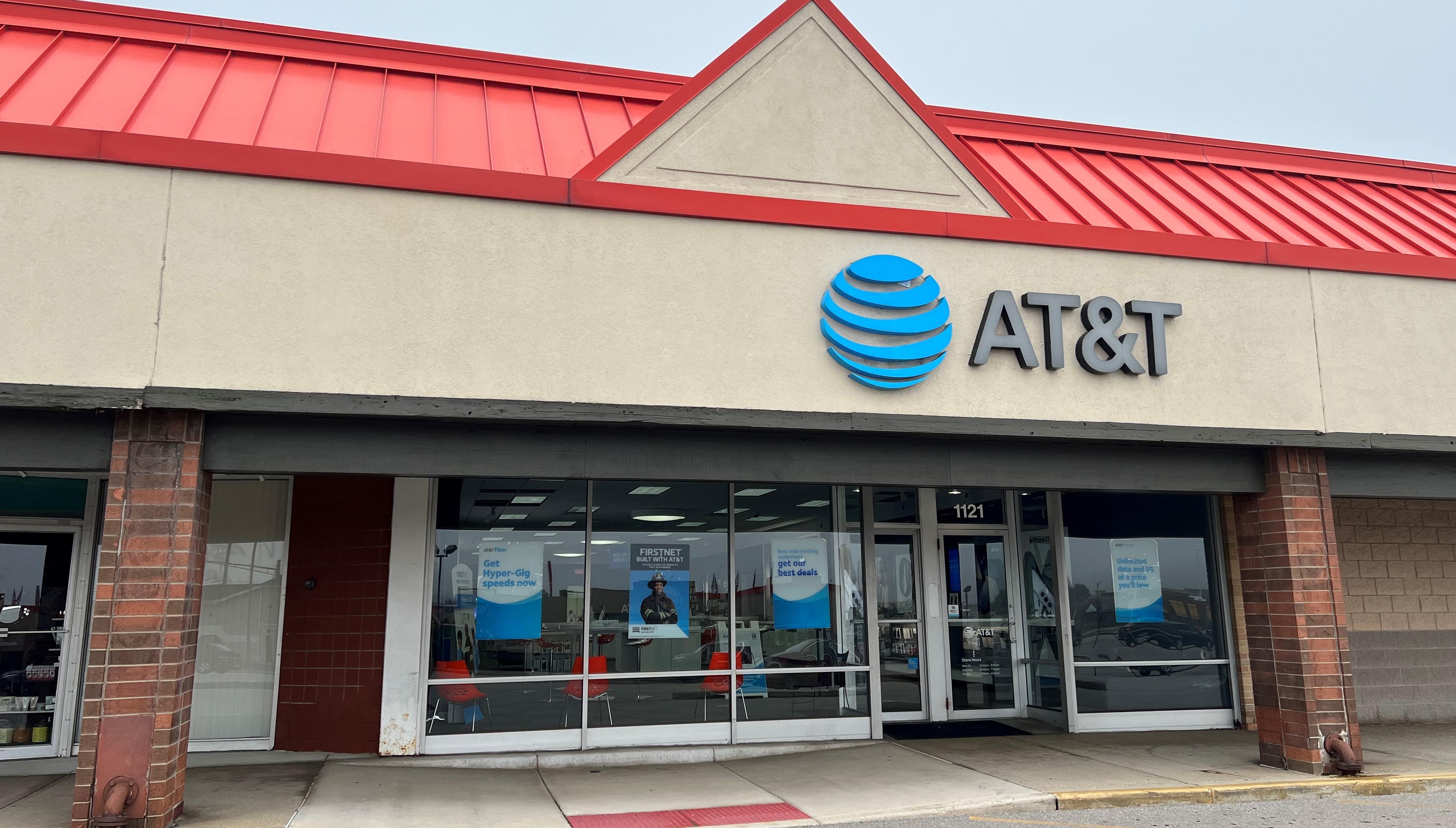 AT&T Broadmoor | Cell Phones, Wireless Plans & Accessories | 1121 E ...