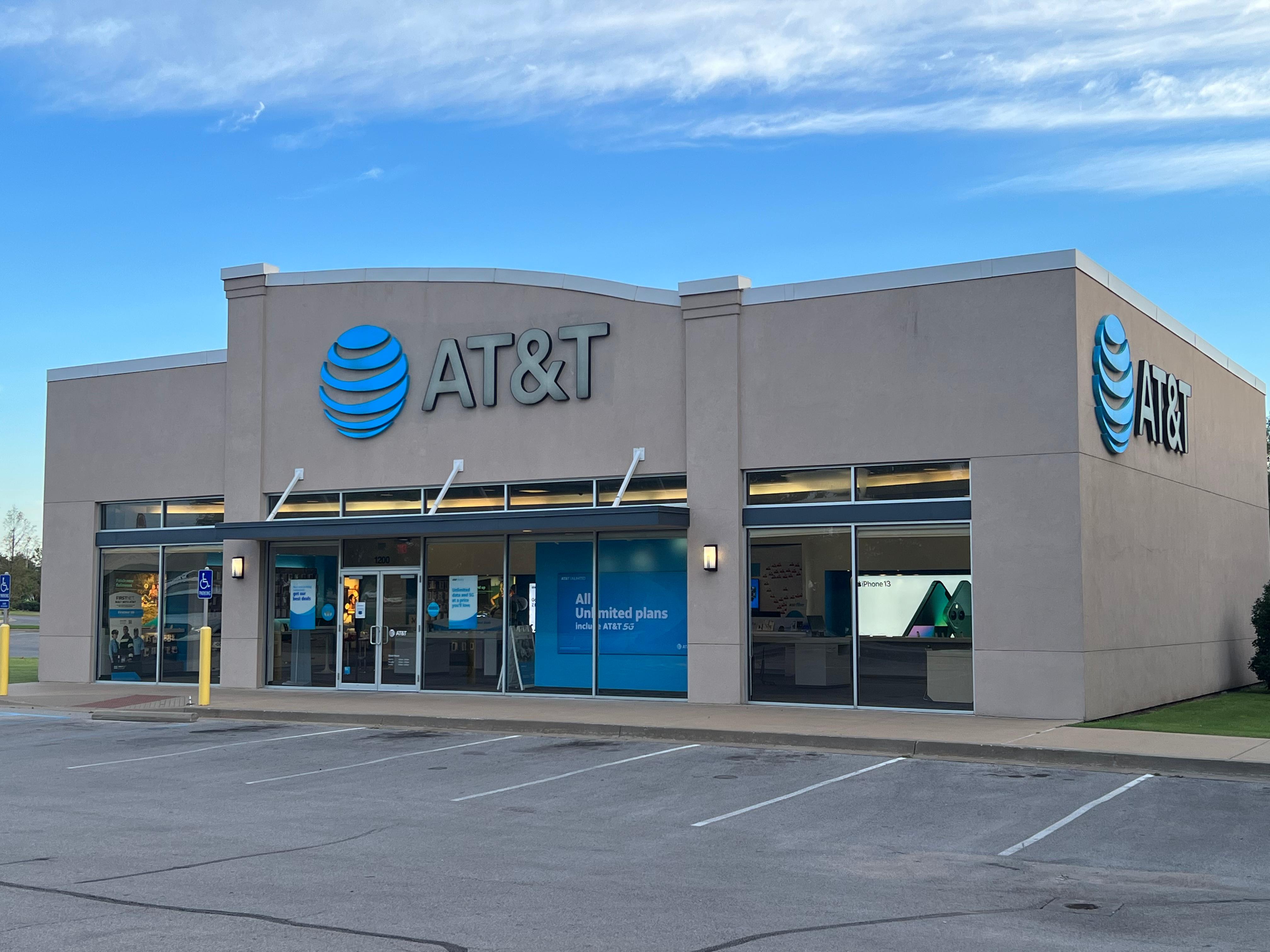 AT&T Broken Arrow Cell Phones, Wireless Plans & Accessories 1200 E