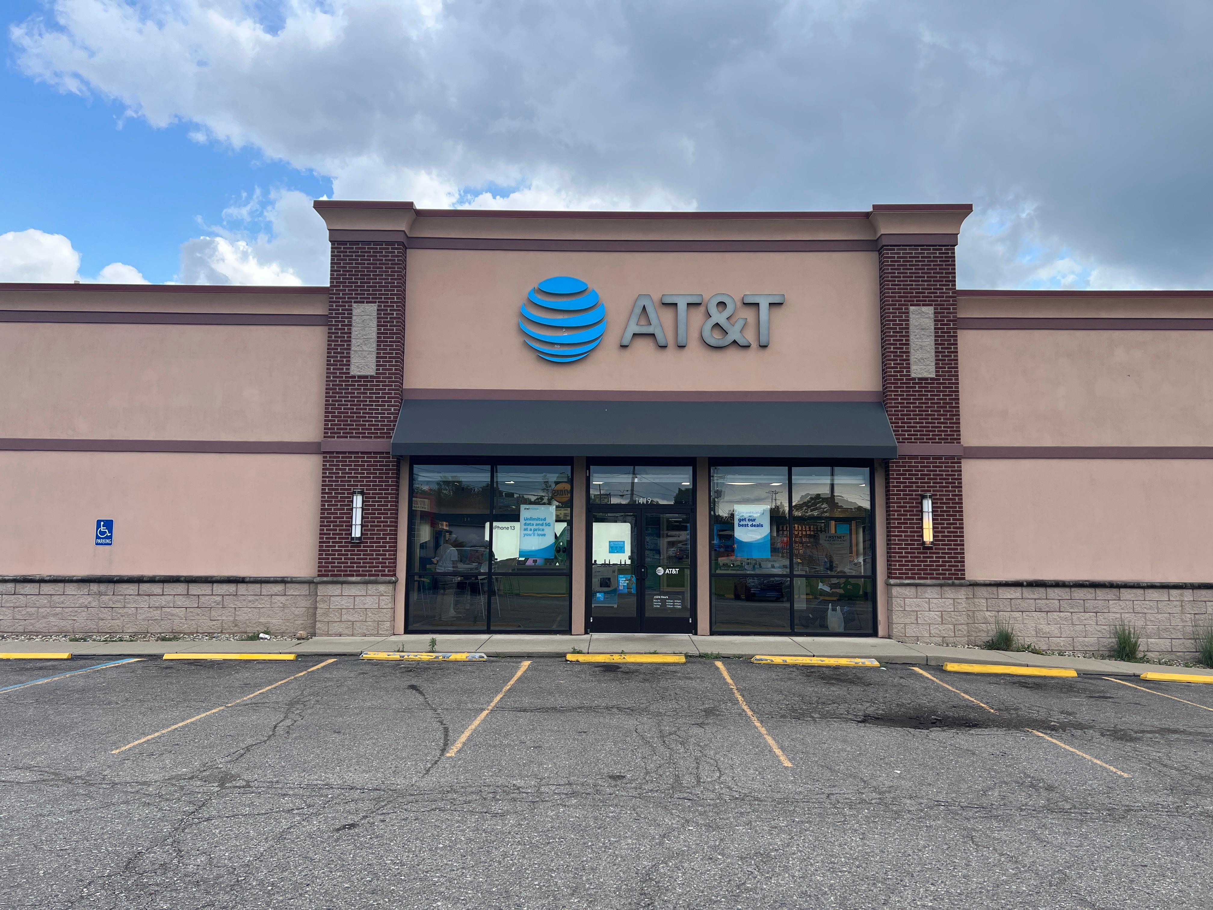 AT&T North West Avenue | Cell Phones, Wireless Plans & Accessories ...