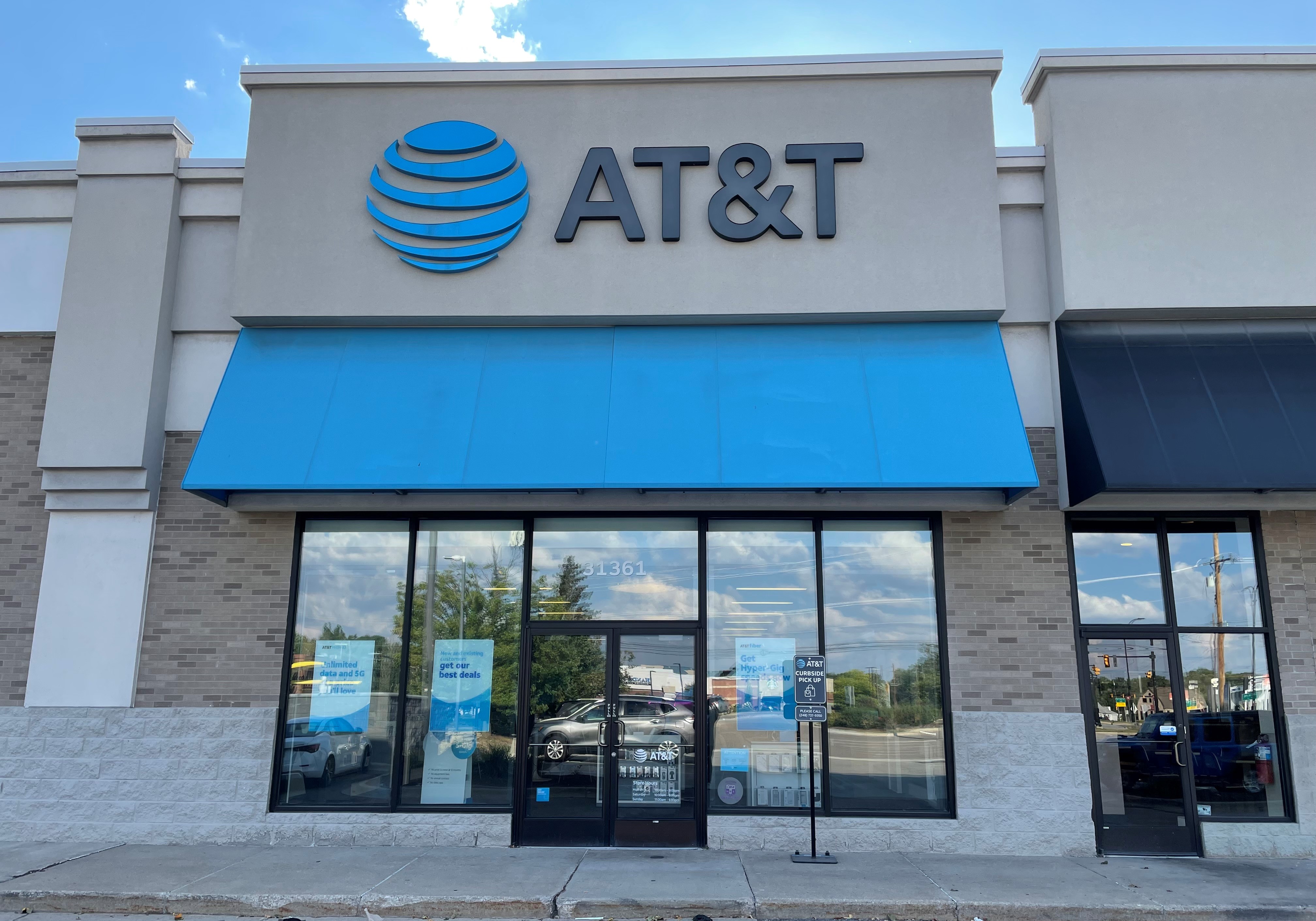 AT&T Hunters Square | Cell Phones, Wireless Plans & Accessories | 31361 ...