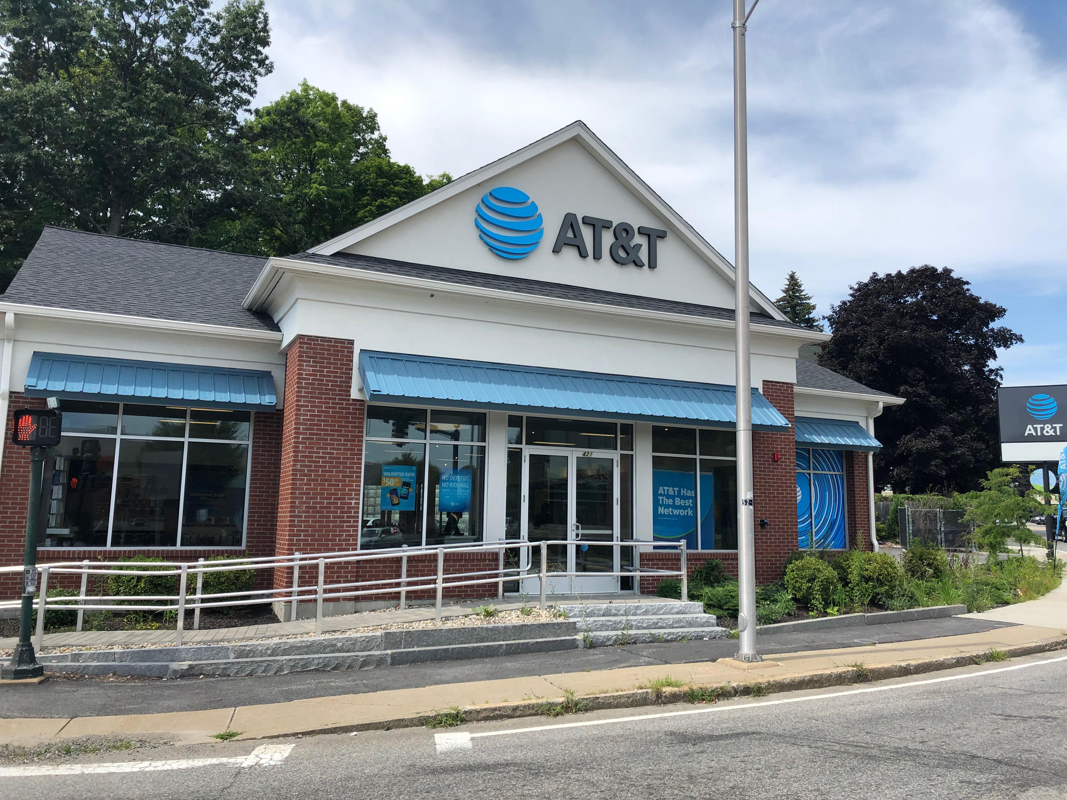 AT&T Tatnuk Square | Cell Phones, Wireless Plans & Accessories | 421 ...