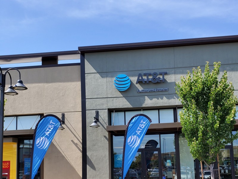 AT&T East Brokaw Road | Cell Phones, Wireless Plans & Accessories ...