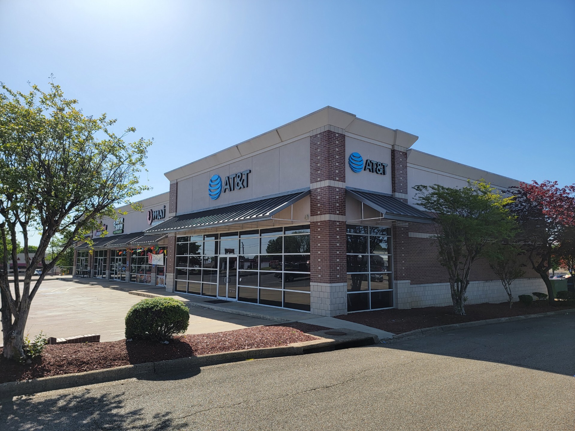 Cell Phone Store in Jonesboro, AR iPhones, Samsung Phones, Prepaid